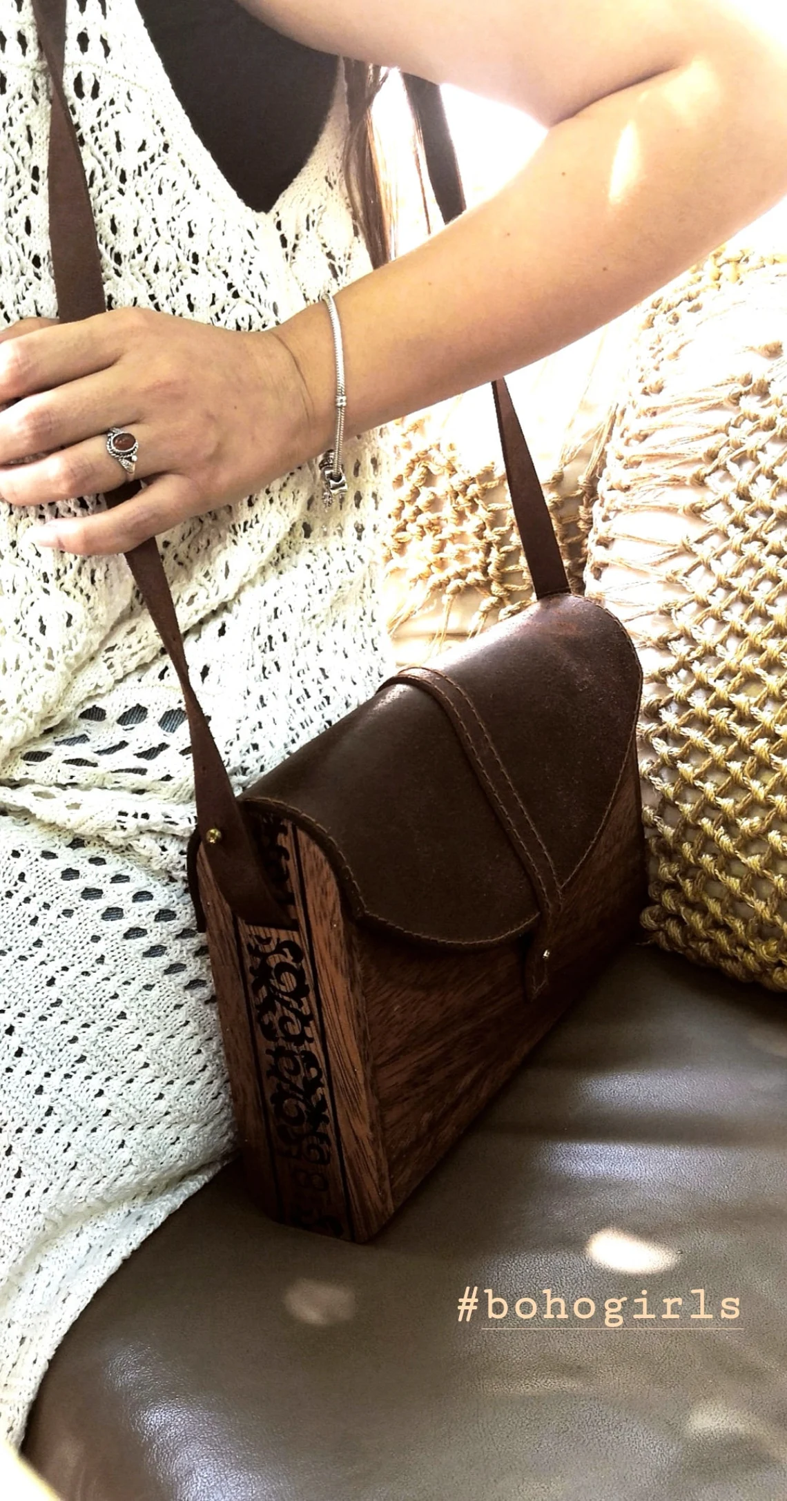hand bag
